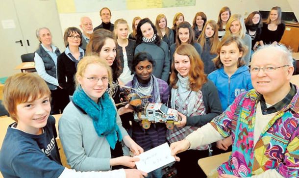 Spendenübergabe für das Projekt »Jarabe«