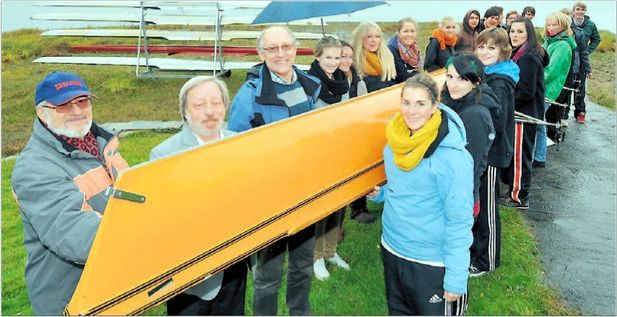 Die Übergabe der neuen Ruderboote