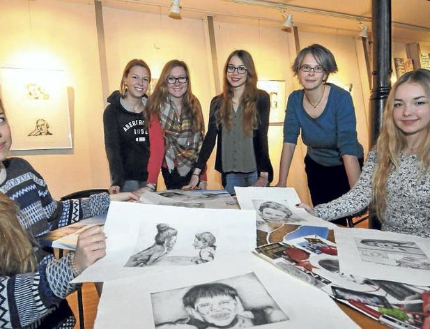 Radierungen, Acrylbilder und Collagen zum Thema »Hören«